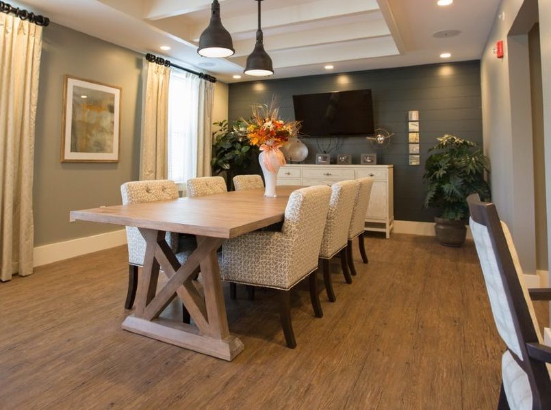 How to Recover Upholstered Dining Chairs